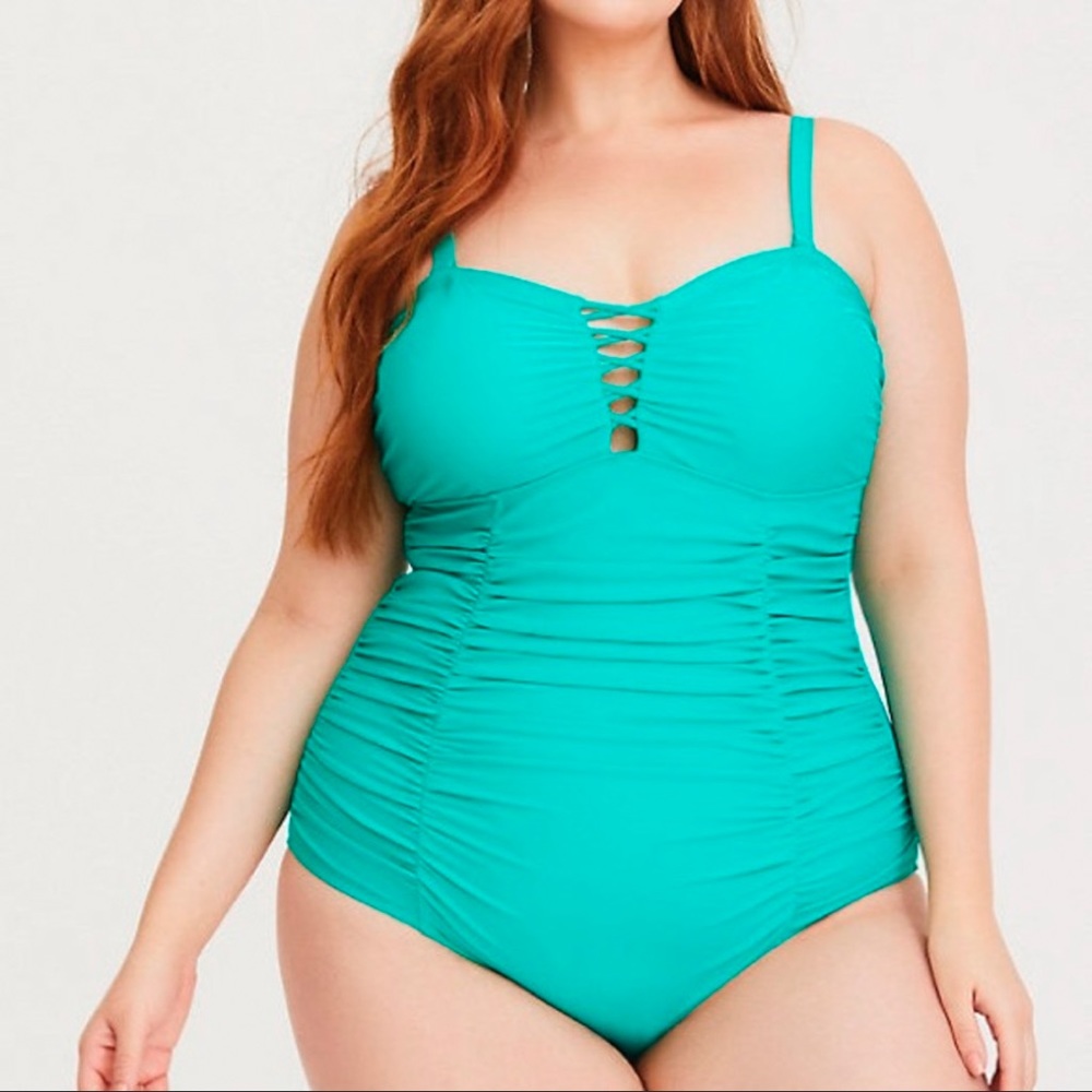 TORRID green ruched peekaboo check one piece swimsuit, 2X.